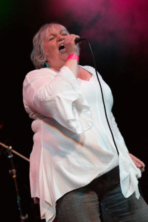 kaz fleming distant earth lead vocalist